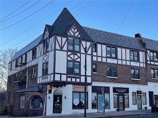 651 West St Unit 3A, Pelham Manor, NY 10803