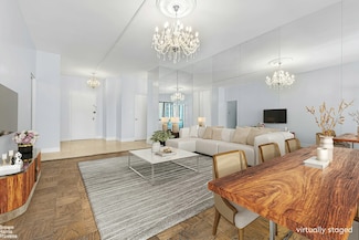 58 W 58th St Unit 15A, New York, NY 10019