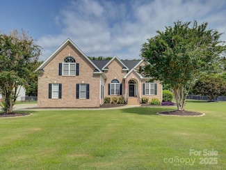 736 Creekbridge Dr, Rock Hill, SC 29732