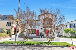 1022 Masselin Ave, Los Angeles, CA 90019