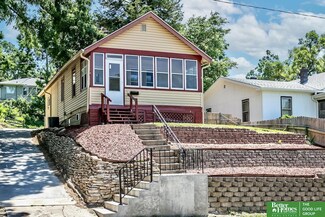 3507 N 55th St, Omaha, NE 68104