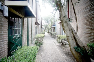 3600 W T C Jester Blvd, Houston, TX 77018