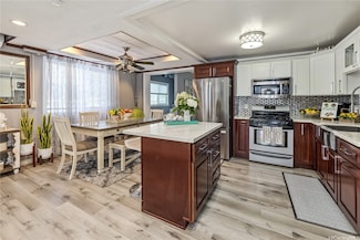 99-230 Ohenana Loop, Aiea, HI 96701