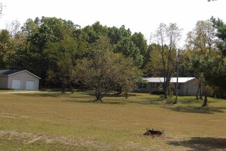 11067 S River Rd, Evart, MI 49631