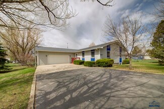627 Westwind Dr, Box Elder, SD 57719