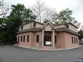 146 Main St Unit 2, Bloomingdale, NJ 07403