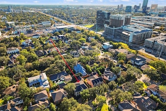 4033 Piping Rock Ln, Houston, TX 77027