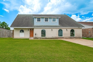 10902 Sagevale Ln, Houston, TX 77089
