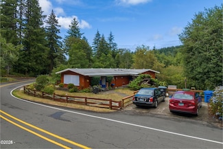 542 NW Skyline Dr, Toledo, OR 97391