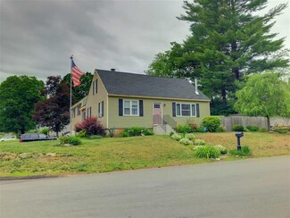 24 Beaver St, Nashua, NH 03063