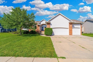 1421 N Lakeside Dr, Andover, KS 67002