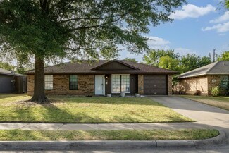 513 Mary Jane Ln, Seagoville, TX 75159