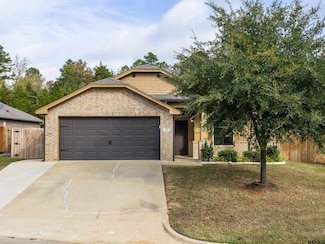 502 Virginia Ct, Whitehouse, TX 75791