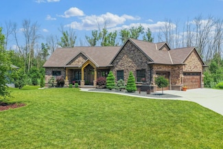 2012 N Gate Rd, Green Bay, WI 54313
