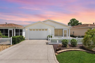 2277 Whisper St, The Villages, FL 32162