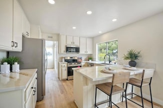 364 Compass Rd, Oceanside, CA 92054