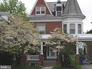 711 Oak Hill Ave, Hagerstown, MD 21740