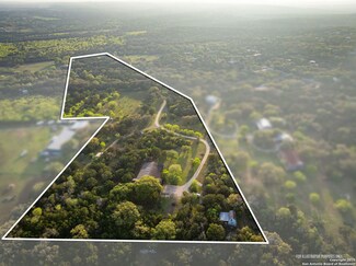 200 Elm Creek Rd, New Braunfels, TX 78132