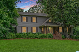 3764 Valley Head Rd, Mountain Brook, AL 35223