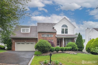 6 Thrush Ct, Old Bridge, NJ 08857
