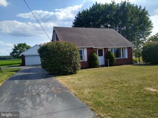 3136 Edenville Rd, Chambersburg, PA 17202