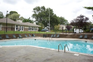 144 Lake Pointe Dr Unit 144, Middle Island, NY 11953