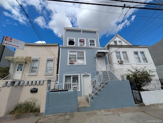 5633 Waldron St, Corona, NY 11368