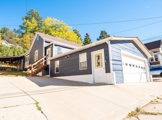 406 Sawyer St, Lead, SD 57754