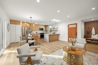 5250 W 137th St, Hawthorne, CA 90250