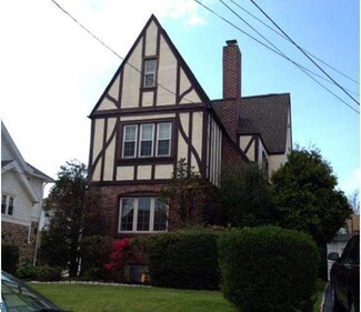 112 Woodlawn Ave, Upper Darby, PA 19082