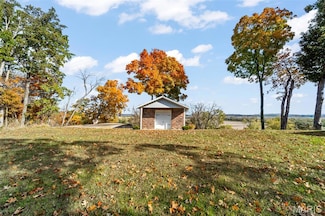 920 Boonville Rd, Jefferson City, MO 65109