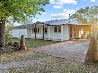 321 W Blackwell Rd, Lead Hill, AR 72644