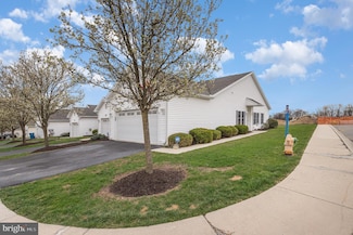 156 Lehman Dr, Carlisle, PA 17013
