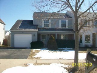 71 Summerhill Dr, Mundelein, IL 60060