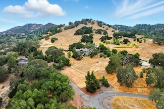 31000 Pine Mountain Rd, Cloverdale, CA 95425