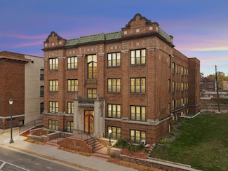 1820 1st Ave S Unit 207, Minneapolis, MN 55403