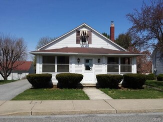 53 W 3rd St, Alburtis, PA 18011