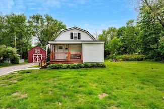 19 Overland St, Laconia, NH 03246