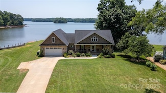735 Pebble Point, Salisbury, NC 28146