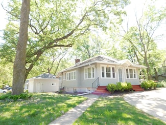 324 Forest Ave, Saint Paul, MN 55115