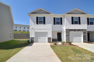 5155 Hyrule Dr, Charlotte, NC 28262