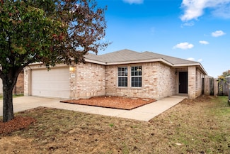 4024 Mantis St, Fort Worth, TX 76106