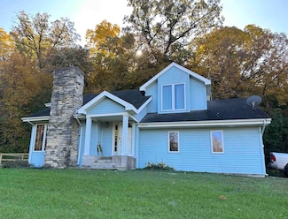 8526 Settlers Ln, Dubuque, IA 52003