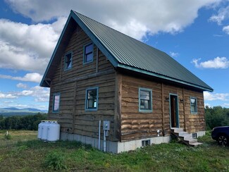 40 Lakeview Dr, Errol, NH 03579
