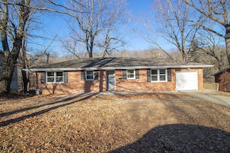 715 Bluff Dale Dr, Columbia, MO 65201