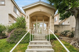 5740 S Glennie Ln Unit C, Los Angeles, CA 90016