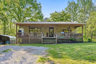 553 Back Valley Rd, Trenton, GA 30752