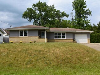 793 North St, Meadville, PA 16335