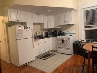 60 Gorham Ave Unit 12, Brookline, MA 02445