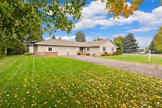 263 Dairy Dr, Kalispell, MT 59901